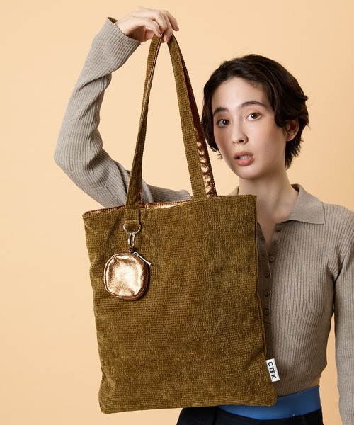 CONTROL FREAK / CTFK(コントロールフリーク)の「CONTROL FREAK / CTFK(コントロールフリーク/シーティーエフケー)HOLIDAYトート(トートバッグ・レディース・アイボリー/カーキ/レオパード・FREE)」の4枚目の写真