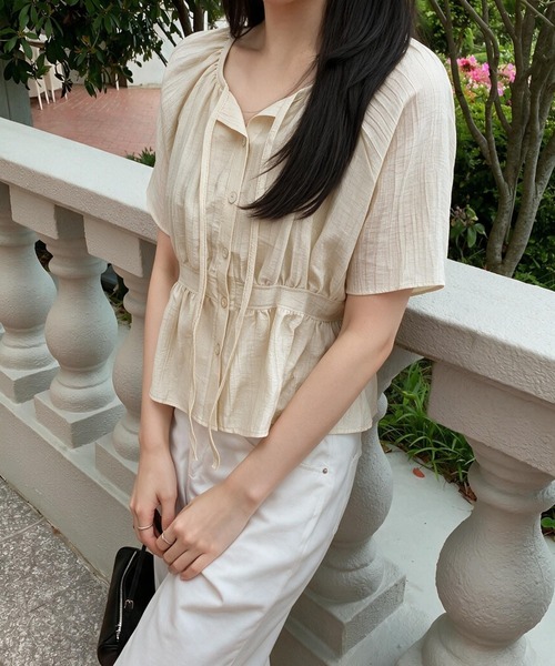 FAVORITO（ファヴォリート）の「シングルブレストリボンブラウス（シャツ/ブラウス・レディース・ブラック/ベージュ・F）」の8枚目の写真