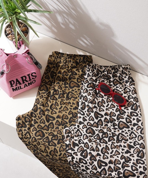 1111clothing(ワンフォークロージング)の「ハートレオパード ワイドパンツ / Heart Leopard Wide Pants(その他パンツ・メンズ・A/B・M/L)」の3枚目の写真