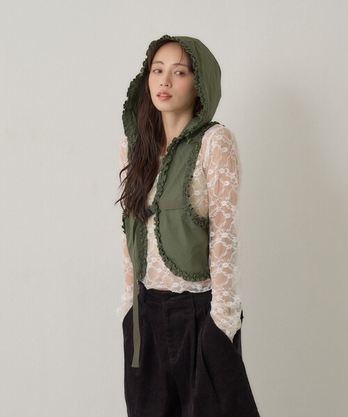 Kastane(カスタネ)の「【8.28(金)17:00~8.30(日)23:59限定発売】limited frill vest(ベスト・レディース・カーキ/ブラック・FREE)」の21枚目の写真