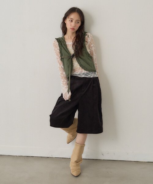 Kastane(カスタネ)の「【8.28(金)17:00~8.30(日)23:59限定発売】limited frill vest(ベスト・レディース・カーキ/ブラック・FREE)」の22枚目の写真