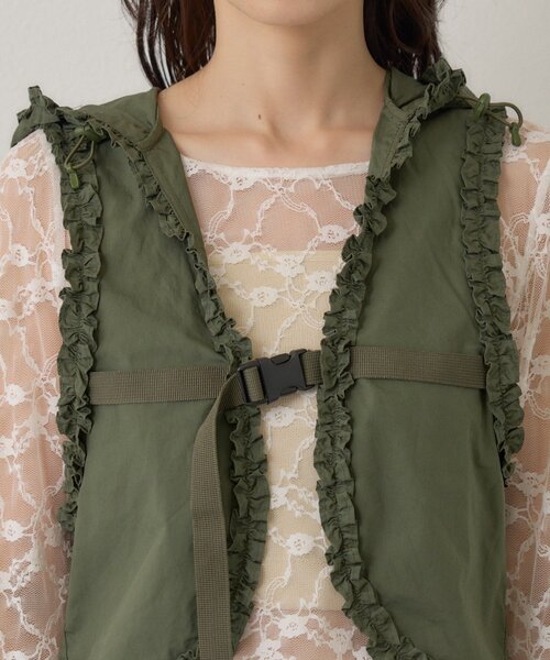 Kastane(カスタネ)の「【8.28(金)17:00~8.30(日)23:59限定発売】limited frill vest(ベスト・レディース・カーキ/ブラック・FREE)」の15枚目の写真