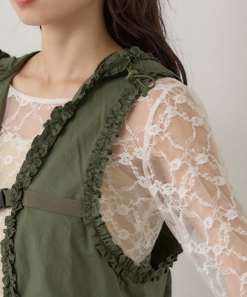 Kastane(カスタネ)の「【8.28(金)17:00~8.30(日)23:59限定発売】limited frill vest(ベスト・レディース・カーキ/ブラック・FREE)」の18枚目の写真