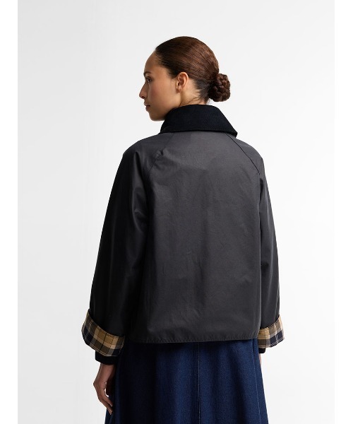 Barbour（バブアー）の「【SPEY / スペイ】Icons ワックス ジャケット（レディース）（ブルゾン・レディース・ベージュ/ネイビー・8/10）」の11枚目の写真