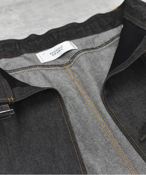BEDSIDEDRAMA(ベットサイドドラマ)の「bedsidedrama/ベッドサイドドラマ/WRAP JEANS APRON(スカート・レディース・インディゴブルー/ブラック・1)」の11枚目の写真