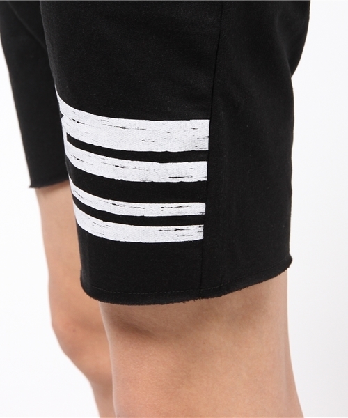 VENCEEXCHANGE(ヴァンスエクスチェンジ)の「ミニ裏毛星条旗プリントショーツ(その他パンツ・メンズ・オフホワイト/グレー/ブラック・MEDIUM/LARGE)」の10枚目の写真