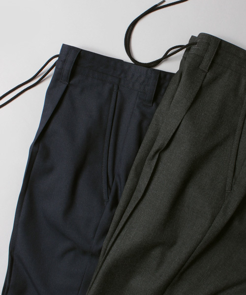 ESSENTIAL GARMENT MEN'S BIGI（エッセンシャルガーメントメンズビギ）の「【2016-17 A/W新作】ストレッチイージースラックス T/R（その他パンツ・メンズ・ネイビー/チャコールグレー・S/M）」の11枚目の写真