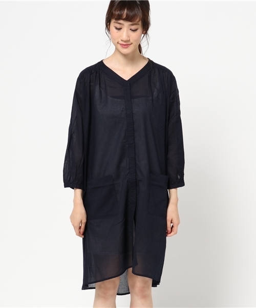 LBC(エルビーシー)の「コットン60ボイルコートワンピース(ワンピース・レディース・オフホワイト/ネイビー・MEDIUM/LARGE)」の10枚目の写真