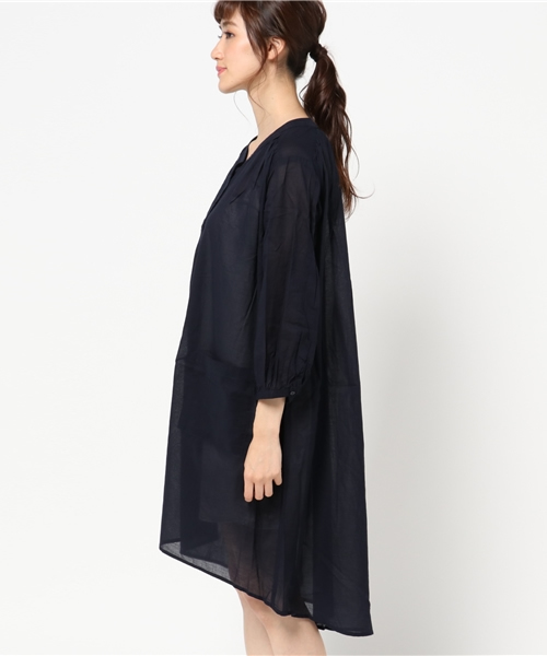 LBC(エルビーシー)の「コットン60ボイルコートワンピース(ワンピース・レディース・オフホワイト/ネイビー・MEDIUM/LARGE)」の11枚目の写真