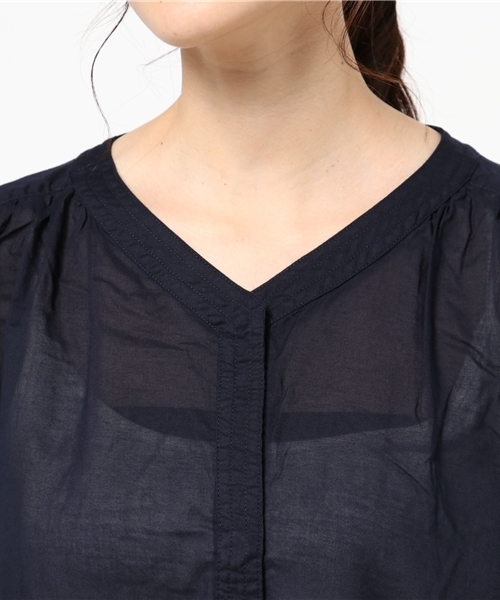 LBC(エルビーシー)の「コットン60ボイルコートワンピース(ワンピース・レディース・オフホワイト/ネイビー・MEDIUM/LARGE)」の6枚目の写真