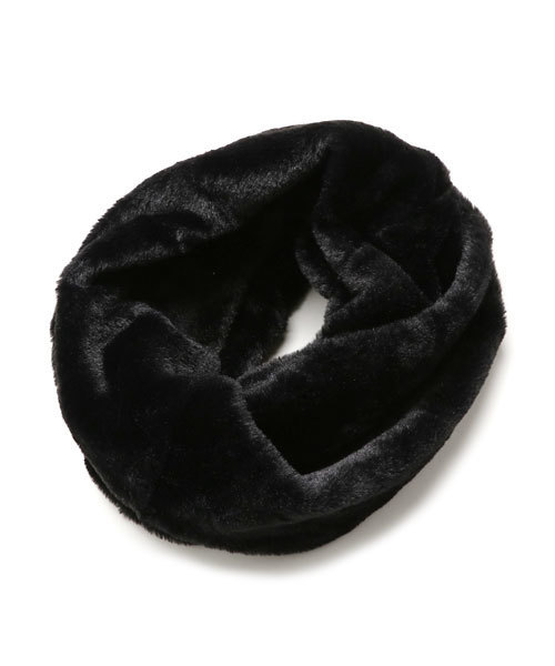 fifth(フィフス)の「フェイクファースヌード(ネックウォーマー/スヌード・レディース・ブラック/グレー/ベージュ/ライトグレー/ライトベージュ/ネイビー/スモークピンク/オフホワイト/カーキ/ブラウン・FREE)」の13枚目の写真