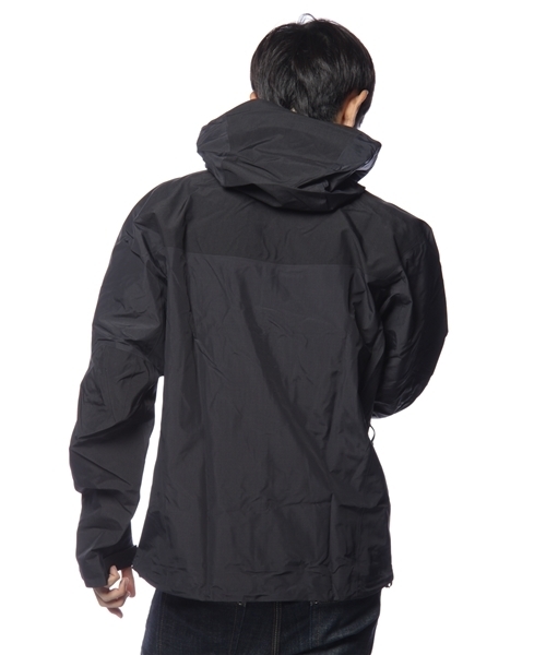 BEAMS(ビームス)の「ARC'TERYX / “BETA AR JACKET”(ブルゾン・メンズ・ブラック/ダークグリーン・X-SMALL/SMALL/MEDIUM)」の7枚目の写真