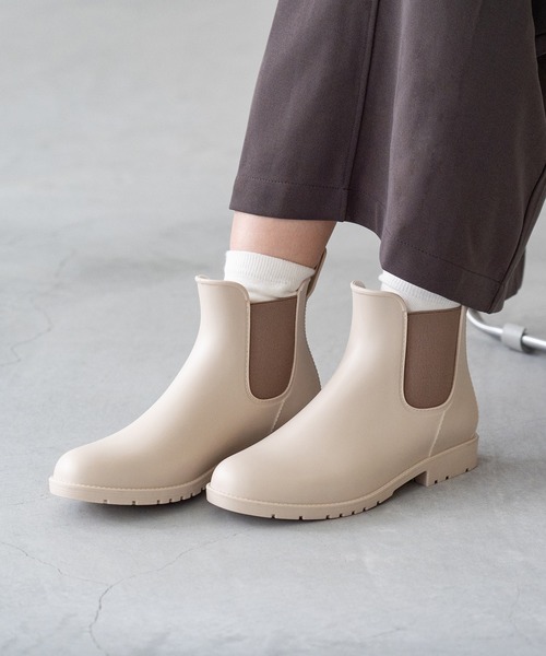 menue(メヌエ)の「サイドゴア 防水 レインブーツ(レインシューズ・レディース・グレー/ネイビー/ブラック/カーキ/ダークブラウン/ベージュ/アイボリー・LL/M/SS/3L/L/S/5L/6L/4L/19.0cm/21.0cm/20.0cm/19.5cm/21.5cm)」の20枚目の写真