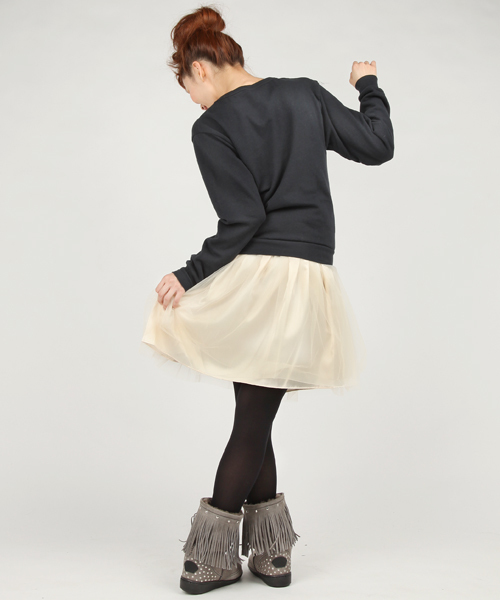 SHIPS for women(シップスフォーウィメン)の「ミネトンカ:シップススペシャル フリンジ(ブーツ・レディース・グレー・5/6/7/8)」の4枚目の写真