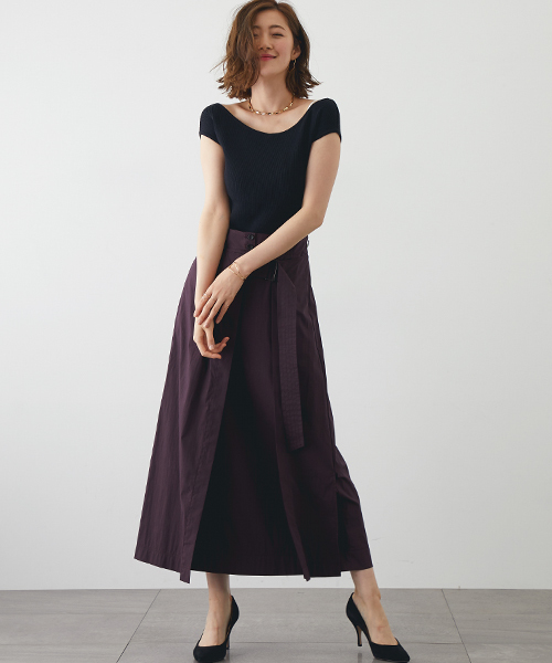 STUDIOUS（ステュディオス）の「ダブルベルトラップスカート（スカート・レディース・ベージュ/バーガンディー・0/1）」の4枚目の写真