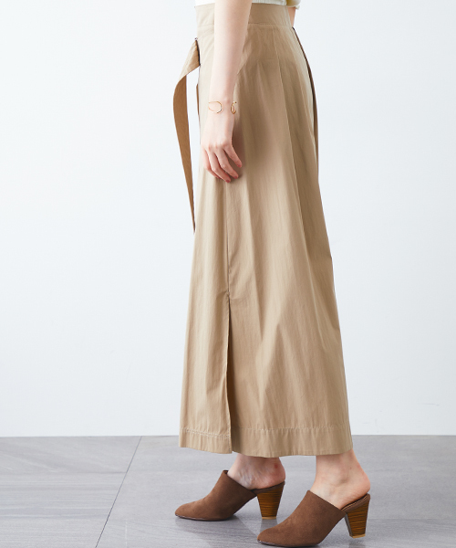 STUDIOUS（ステュディオス）の「ダブルベルトラップスカート（スカート・レディース・ベージュ/バーガンディー・0/1）」の6枚目の写真