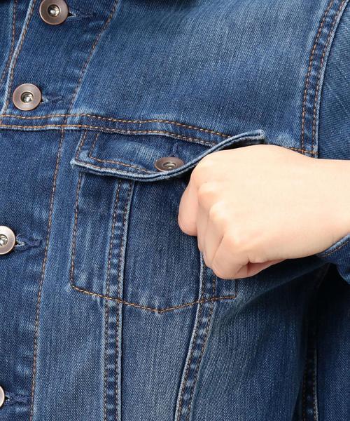 green label relaxing(グリーンレーベルリラクシング)の「CB FREE-LITCH Gジャン(デニムジャケット・レディース・ネイビー/ライトブルー・40/36/38)」の6枚目の写真