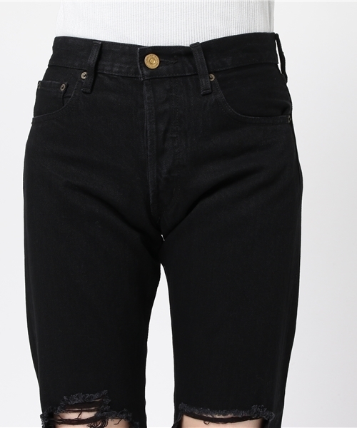 MOUSSY(マウジー)の「KNEE RIPPED STRAIGHT(デニムパンツ・レディース・ブラック/ライトブルー・26inch/25inch/24inch/23inch)」の5枚目の写真