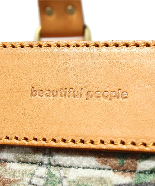 beautiful people（ビューティフルピープル）の「beautiful people/w.aloha-camouflage tote（トートバッグ・メンズ・オリーブ・FREE）」の6枚目の写真