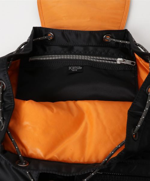 PORTER（ポーター）の「【PORTER】TANKER RUCKSACK（バックパック/リュック・メンズ・ブラック・FREE）」の4枚目の写真