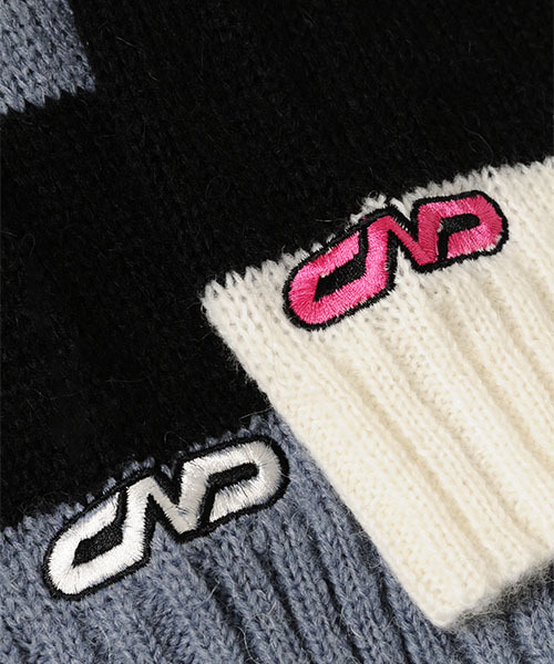 Candy Stripper（キャンディストリッパー）の「CND BORDER ニット（ニット/セーター・レディース・ホワイト/ブラック/ベージュ・2）」の4枚目の写真