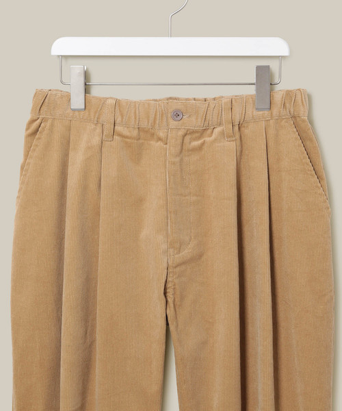 ADAM ET ROPE'（アダムエロペ）の「ストレッチコーデュロイワイドパンツ（その他パンツ・メンズ・ブラック/ベージュ/ダークブラウン・S/M/L）」の5枚目の写真