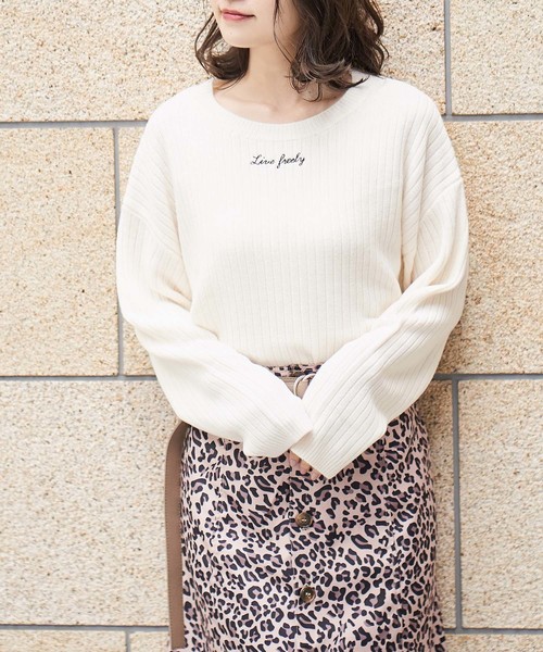 one after another NICE CLAUP（ワンアフターアナザーナイスクラップ）の「刺繍ロゴワイドリブニット（ニット/セーター・レディース・ピンク/アイボリー/ミント/カーキブラウン/オフホワイト・FREE）」の9枚目の写真