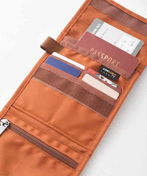 TRAVEL SHOP MILESTO(トラベルショップミレスト)の「MILESTO UTILITY セーフティポーチ9ポケット(トラベルグッズ・レディース・ブラック/ネイビー/レッド/オレンジ/ブルーグレー/コーラルピンク/グレイッシュベージュ/グリーン・フリ-)」の19枚目の写真