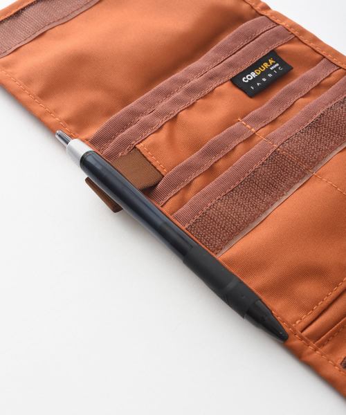 TRAVEL SHOP MILESTO(トラベルショップミレスト)の「MILESTO UTILITY セーフティポーチ9ポケット(トラベルグッズ・レディース・ブラック/ネイビー/レッド/オレンジ/ブルーグレー/コーラルピンク/グレイッシュベージュ/グリーン・フリ-)」の20枚目の写真