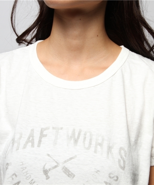 goa(ゴア)の「バイオウォッシュ加工 WARKS Tシャツ(Tシャツ/カットソー・レディース・オフホワイト/グレー/ベージュ・FREE)」の4枚目の写真
