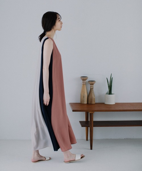 audrey and john wad（オードリーアンドジョンワッド）の「マルチカラー フレアロングワンピース リゾートマキシワンピース（ワンピース・レディース・グレー系その他/ピンク系その他・マルチサイズ）」の13枚目の写真