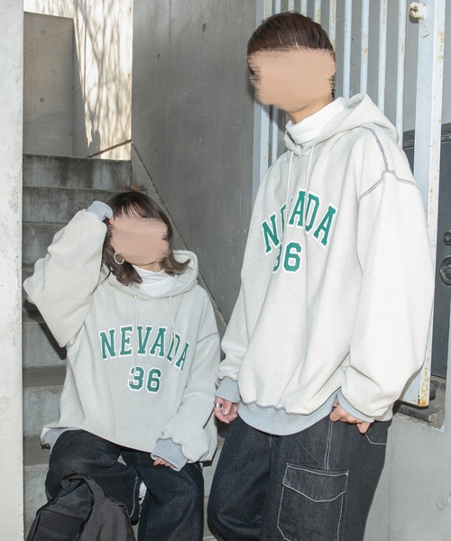 PairPair（ペアペア）の「ヘビーウェイトBIGロゴパーカー(ユニセックス)（パーカー・メンズ・ベージュ/ライトグレー・FREE）」の5枚目の写真