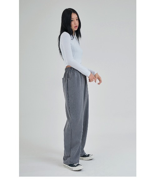 ACOVER（オコボ）の「A'GEM/9 × .kom『ACOVER/オコボ』WIDE BANDING SLACKS/バンディング ワイドスラックスパンツ（スラックス・レディース・ブラック/チャコールグレー/ベージュ・FREE）」の11枚目の写真