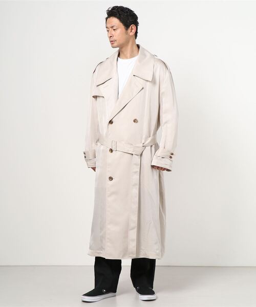 DRESSEDUNDRESSED（ドレスドアンドレスド）の「DRESSEDUNDRESSED Cupro Trenchcoat (DUS21542)（トレンチコート・メンズ・ベージュ・3）」の5枚目の写真