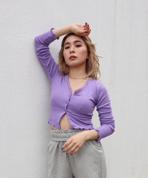 FIG&VIPER（フィグアンドバイパー）の「メロウショートカーデ（カーディガン/ボレロ・レディース・ホワイト/パープル/イエロー/ピンク/ブルー・FREE）」の9枚目の写真