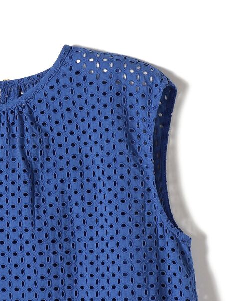 SHIPS(シップス)の「【WEB限定】〈手洗い可能〉カットワークレースタック切替ブラウス◇(シャツ/ブラウス・レディース・オリーブ/ブラック/オフホワイト/イエロー/ブルー・ONE SIZE)」の16枚目の写真