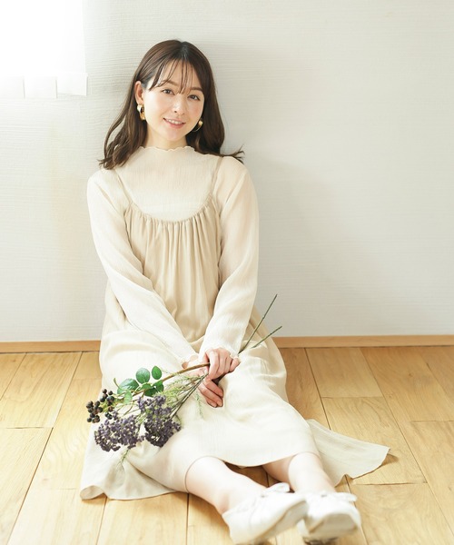 ENNEA（エンネア）の「【カールマイヤー】バックデザイン・ギャザーキャミワンピース（スカート・レディース・ベージュ/サックスブルー/オレンジ/グリーン/キャメル・38）」の2枚目の写真