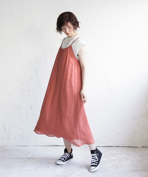 ENNEA（エンネア）の「【カールマイヤー】バックデザイン・ギャザーキャミワンピース（スカート・レディース・ベージュ/サックスブルー/オレンジ/グリーン/キャメル・38）」の5枚目の写真