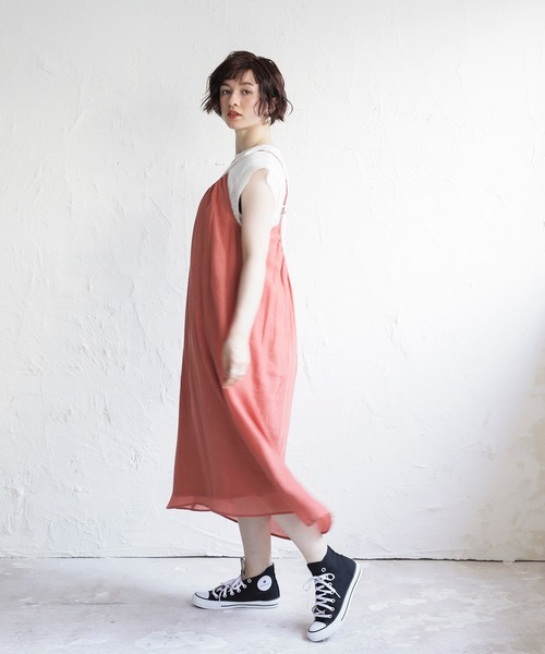 ENNEA（エンネア）の「【カールマイヤー】バックデザイン・ギャザーキャミワンピース（スカート・レディース・ベージュ/サックスブルー/オレンジ/グリーン/キャメル・38）」の20枚目の写真