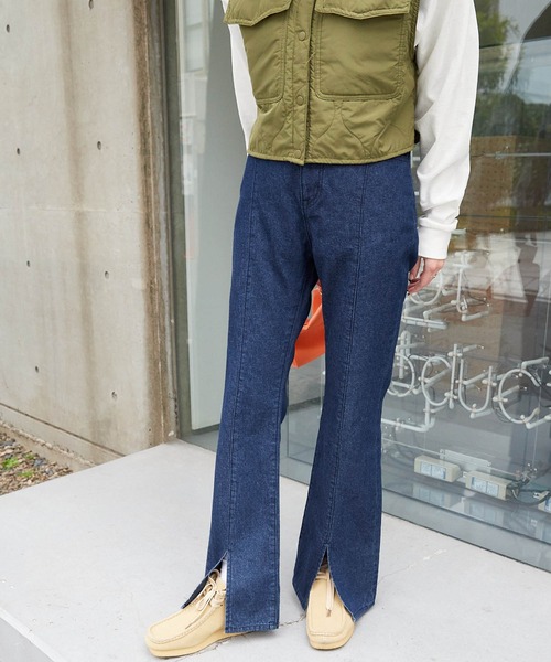 BASQUE magenta（バスクマゼンタ）の「センターラインスリットプリーツフレアパンツ/デニム/カツラギ（デニムパンツ・レディース・パープル/インディゴブルー/ブラウン/ブルー/レッド/ブラック/オフホワイト/グリーン/ダークグリーン/ブラック系1/ブラック系/ロイヤルブルー/ライトインディゴブルー/ブルー系1/オレンジ・L/M）」の19枚目の写真