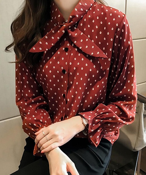 Lea sienna(リーシェンナ)の「ネックリボンのドットブラウス(シャツ/ブラウス・レディース・ホワイト/ブラック/レッド・M/XL/L)」の3枚目の写真