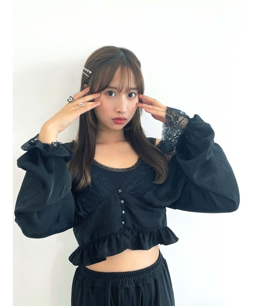 Honey Salon（ハニーサロン）の「Vネックサテンブラウス（シャツ/ブラウス・レディース・ピンク系その他/グレー系その他/ブラック・FREE）」の2枚目の写真