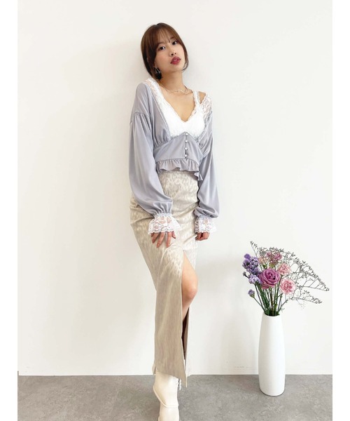 Honey Salon（ハニーサロン）の「Vネックサテンブラウス（シャツ/ブラウス・レディース・ピンク系その他/グレー系その他/ブラック・FREE）」の5枚目の写真