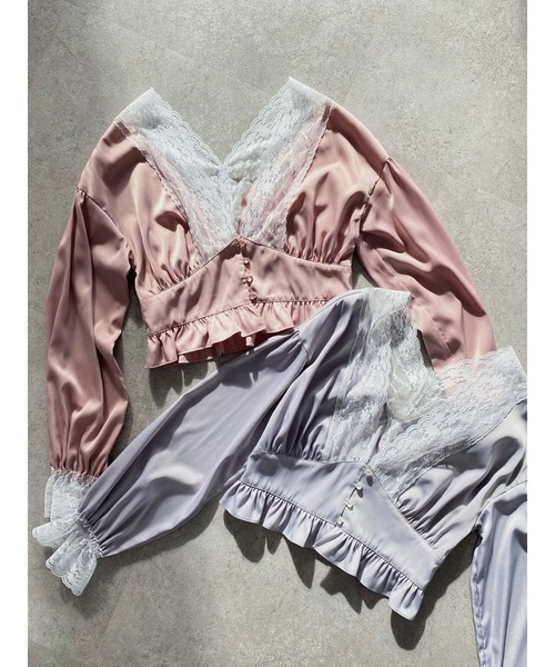 Honey Salon（ハニーサロン）の「Vネックサテンブラウス（シャツ/ブラウス・レディース・ピンク系その他/グレー系その他/ブラック・FREE）」の19枚目の写真