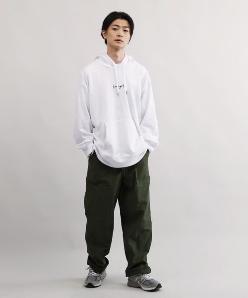 KANGOL(カンゴール)の「KANGOL / カンゴール 別注 コラボ オーバーサイズ 裏毛 プルオーバー パーカー(パーカー・メンズ・ブルー系その他/ベージュ系その他/ホワイト系その他2/ブラック系その他2/ベージュ系その他2/ホワイト/ブルー/ブラック系その他/ホワイト系その他/ホワイト系その他3/ブラック系その他3/ブルー系その他2/ブラック/ベージュ・LARGE/SMALL/X-LARGE/MEDIUM)」の22枚目の写真