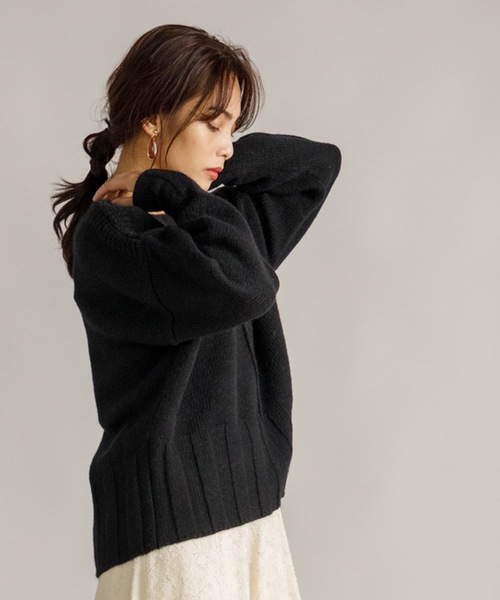 Emma Taylor（エマテイラー）の「もちもちクルーネックニット（ニット