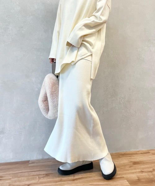 DouDou(ドゥドゥ)の「ニットアップポケット付リブスカート(スカート・レディース・オフホワイト/チャコールグレー/グリーン・FREE)」の2枚目の写真