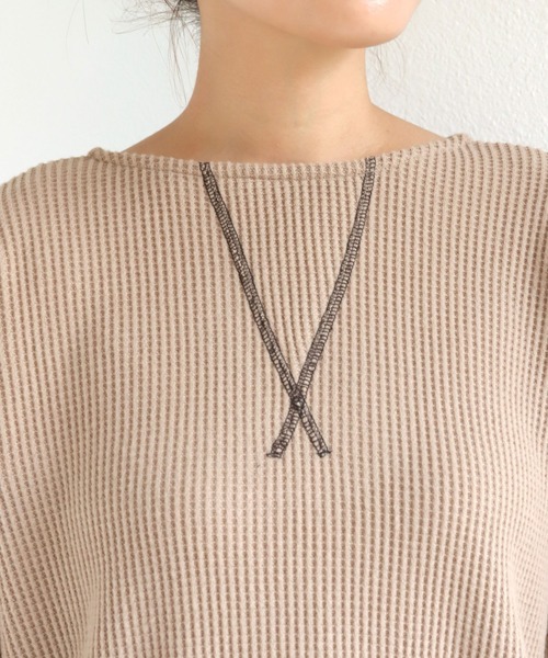 andme（アンドミー）の「起毛ワッフル長袖2wayキーネックTシャツ トップス（Tシャツ/カットソー・レディース・チャコールグレー/ベージュ/パープル/アイボリー・M）」の8枚目の写真