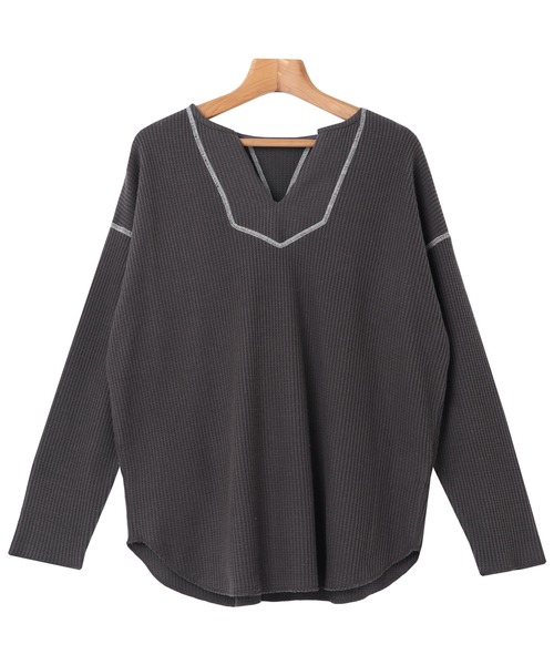 andme（アンドミー）の「起毛ワッフル長袖2wayキーネックTシャツ トップス（Tシャツ/カットソー・レディース・チャコールグレー/ベージュ/パープル/アイボリー・M）」の10枚目の写真