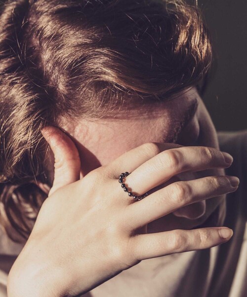 and cloud(アンドクラウド)の「Ball Chain Ring(リング・レディース・ブラック/シルバー/イエローゴールド・M/L/S)」の13枚目の写真